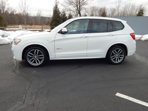 Used 2016 BMW X3 xDrive28i image 4