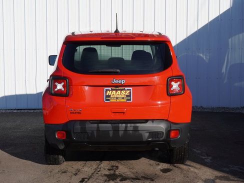 Used 2023 Jeep Renegade Latitude image 5