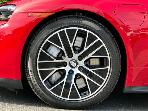 New 2024 Porsche Taycan 4S AWD/4WD image 30