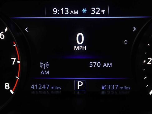 Used 2024 Nissan Altima 2.5 SV image 20