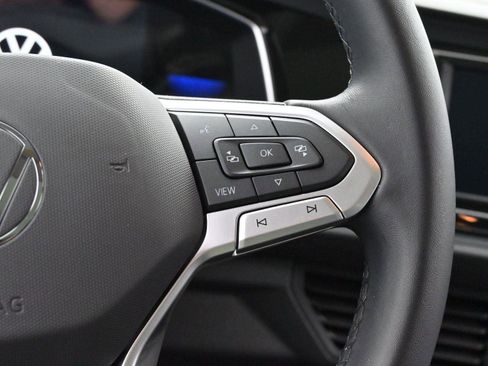 Used 2023 Volkswagen Jetta SE image 19