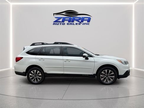 Used 2015 Subaru Outback 2.5i Limited AWD/4WD image 8