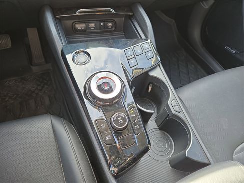 Used 2023 Kia Sportage SX Prestige image 22