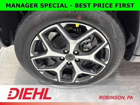 New 2026 Jeep Compass Limited image 8