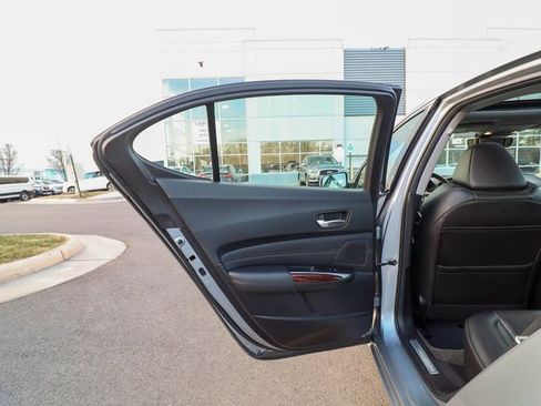 Used 2017 Acura TLX V6 SH-AWD w/ Technology Pkg image 30