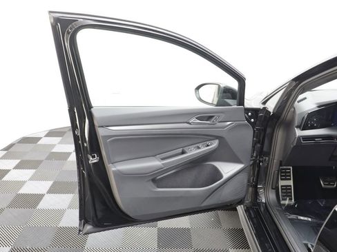 New 2026 Volkswagen GTI SE FWD image 6