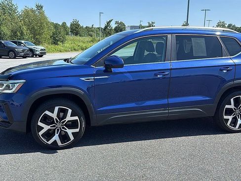 Used 2022 Volkswagen Taos SEL AWD/4WD image 12
