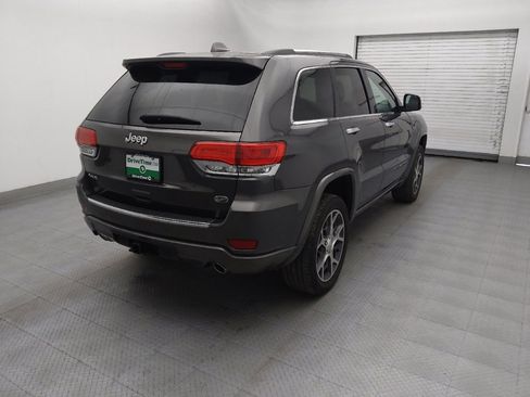 Used 2019 Jeep Grand Cherokee Overland AWD/4WD image 9