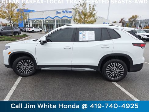 Used 2025 Volkswagen Tiguan S image 14