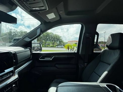 Used 2024 Chevrolet Silverado 1500 LT Trail Boss w/ Protection Package AWD/4WD image 24