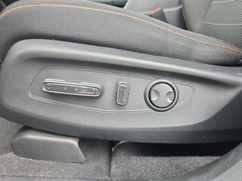 Certified 2025 Honda CR-V Sport image 16