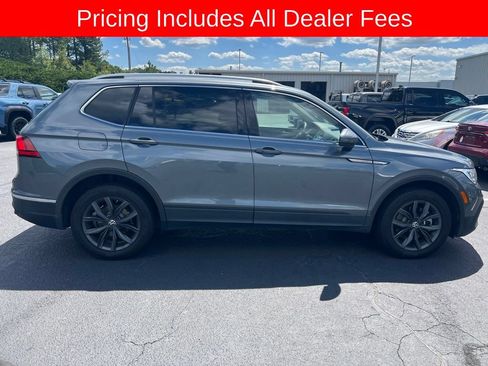 Used 2023 Volkswagen Tiguan SE FWD image 17