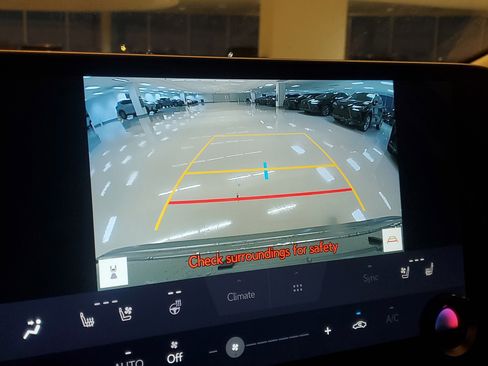 Certified 2025 Lexus NX 250 FWD w/ Premium Package image 31