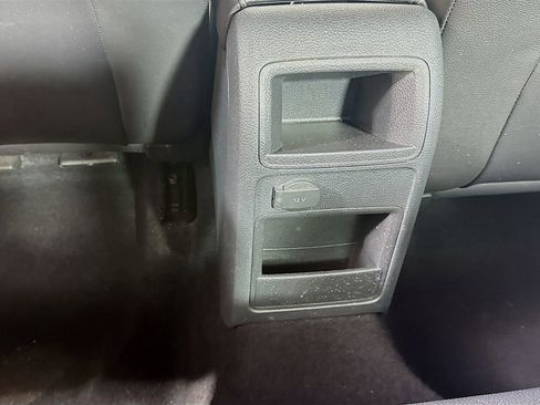 Used 2016 Volkswagen Jetta Sport image 29