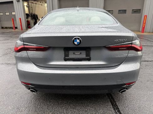 Used 2023 BMW 430i Coupe w/ Premium Package RWD image 3