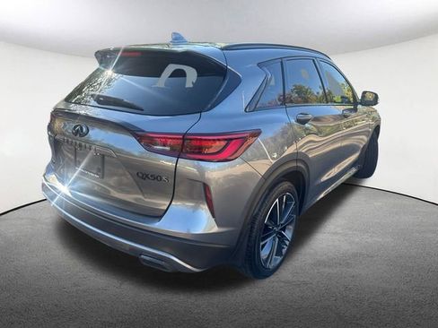 Used 2024 INFINITI QX50 Sport image 13
