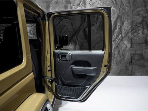 New 2025 Jeep Wrangler Rubicon image 13