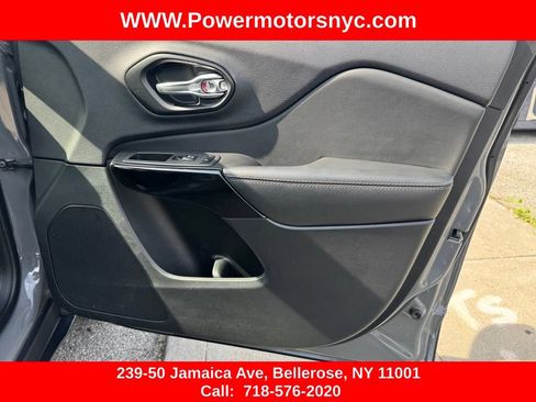 Used 2023 Jeep Cherokee Altitude Lux AWD/4WD image 23
