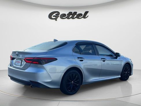 Used 2019 Toyota Camry LE w/ Convenience Package FWD image 5