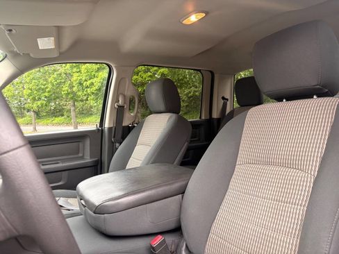 Used 2012 RAM 1500 ST w/ SXT Appearance Group AWD/4WD image 11