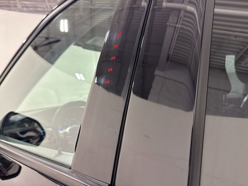 Used 2023 Ford Explorer XLT w/ Equipment Group 202A image 13