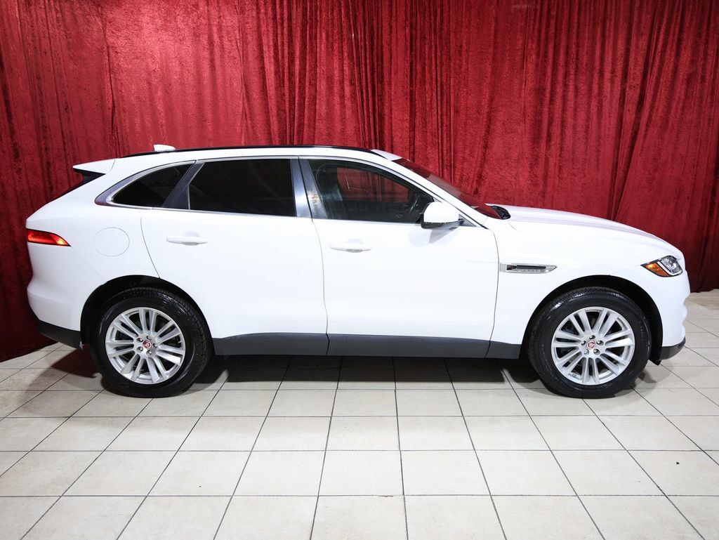 Used 2018 Jaguar F-PACE Prestige AWD/4WD image 8