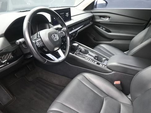 Used 2024 Honda Accord Touring image 18