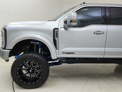 Used 2024 Ford F250 Limited w/ FX4 Off-Road Package image 9