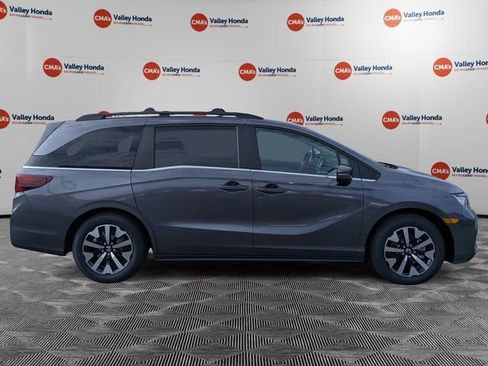 New 2026 Honda Odyssey EX-L image 4