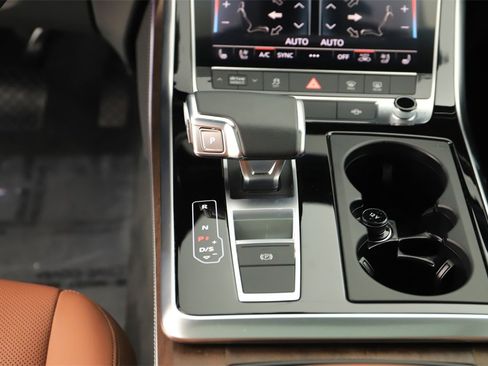 Certified 2025 Audi Q7 2.0T Premium Plus w/ Premium Plus Package image 21