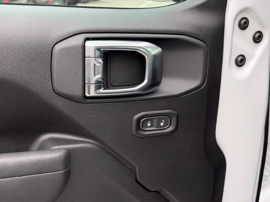 New 2026 Jeep Gladiator Sport AWD/4WD image 13