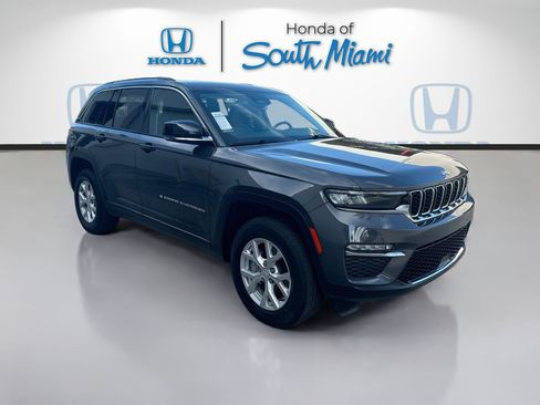 Used 2023 Jeep Grand Cherokee Limited RWD image 1