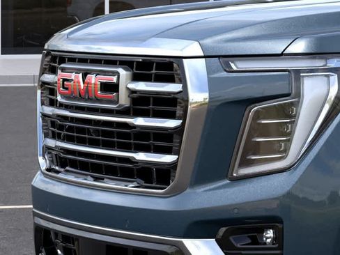 New 2026 GMC Yukon Elevation w/ Elevation Premium Package AWD/4WD image 13