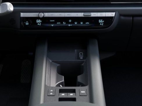 New 2025 Hyundai Ioniq 6 SEL image 16