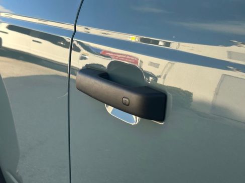 Used 2023 Ford Bronco Badlands w/ Sasquatch Package image 21