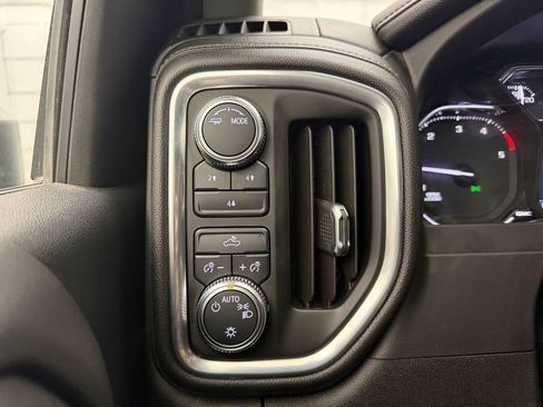 Used 2021 GMC Sierra 2500 SLE w/ Gooseneck/5TH Wheel Package AWD/4WD image 29