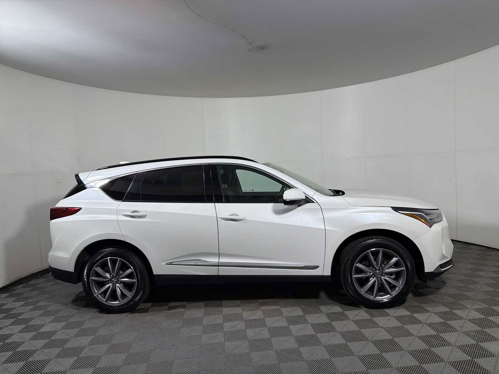Used 2023 Acura RDX w/ Technology Package AWD/4WD image 7