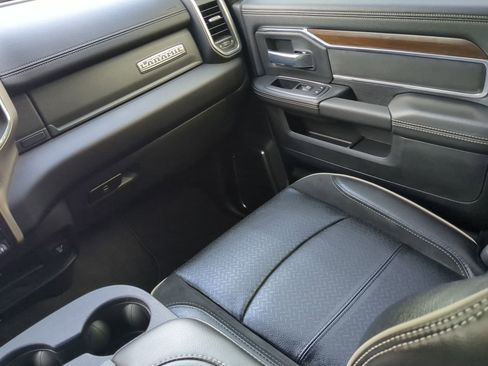 Used 2024 RAM 2500 Laramie w/ Safety Group AWD/4WD image 53