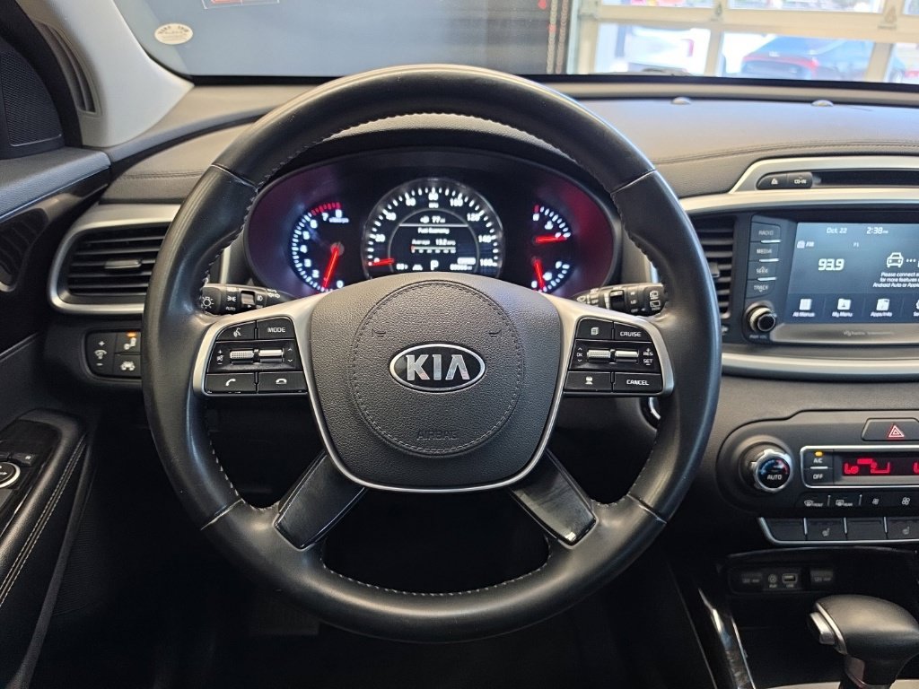 Used 2019 Kia Sorento EX FWD image 17