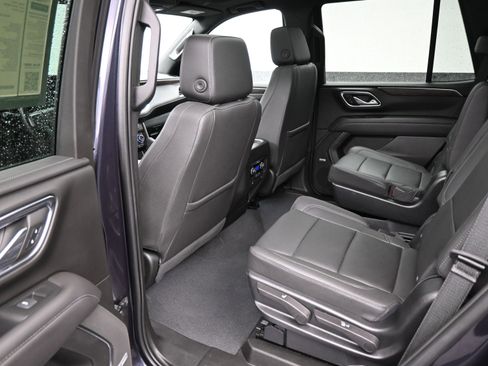 Used 2023 Chevrolet Tahoe Z71 w/ Luxury Package image 18