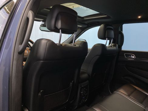 Used 2021 Jeep Grand Cherokee Limited image 26