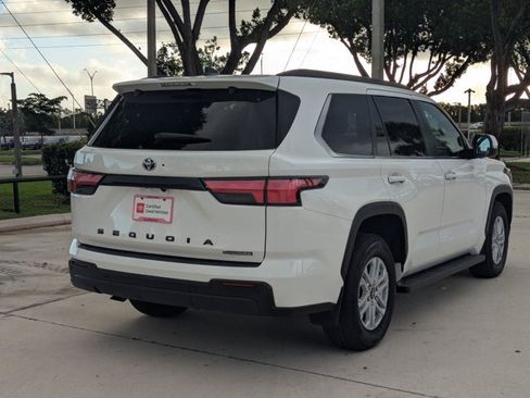 Certified 2025 Toyota Sequoia SR5 AWD/4WD image 5