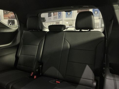 New 2026 Chevrolet Traverse LT image 33