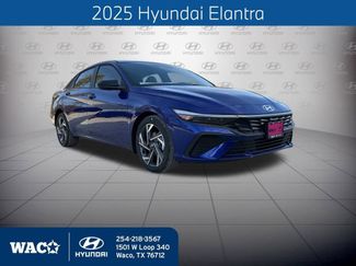 Used 2025 Hyundai Elantra Sport video 1