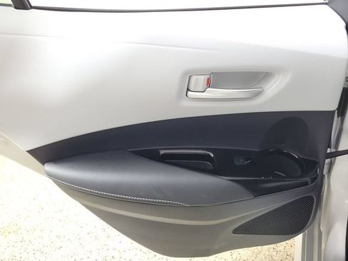 Used 2025 Toyota Corolla SE FWD image 14