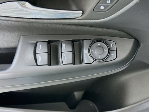 Used 2025 Buick Envista Preferred image 15