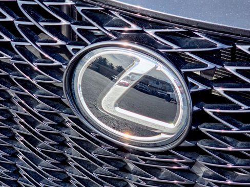 Used 2025 Lexus IS 350 F Sport image 3