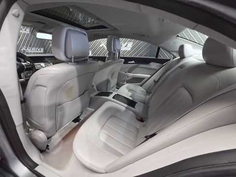 Used 2013 Mercedes-Benz CLS 550 CLS 550 4dr Sedan image 27