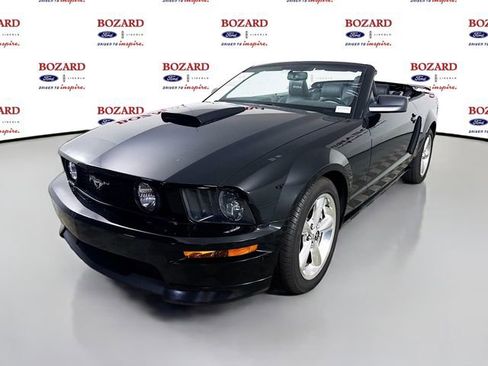 Used 2008 Ford Mustang GT Premium image 4