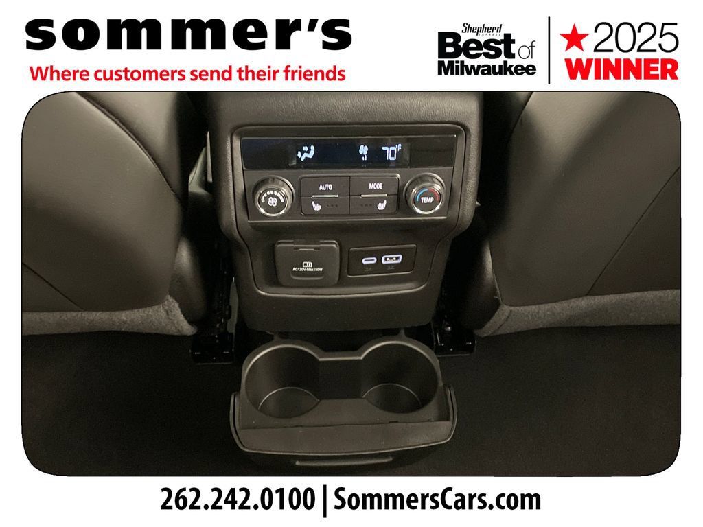 Used 2023 GMC Acadia AT4 w/ Technology Package AWD/4WD image 24